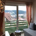 Cozy With View Апартаменты *