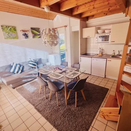 Apartment Cozy With View *